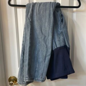 Tapered ripped maternity jeans